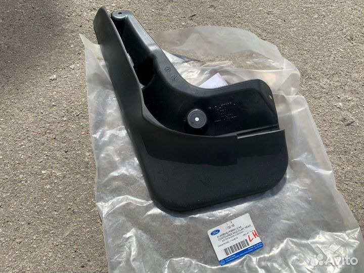 Брызговик задний левый Focus 3 (седан)