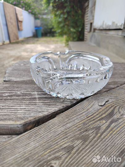 Хрустальная пепельница