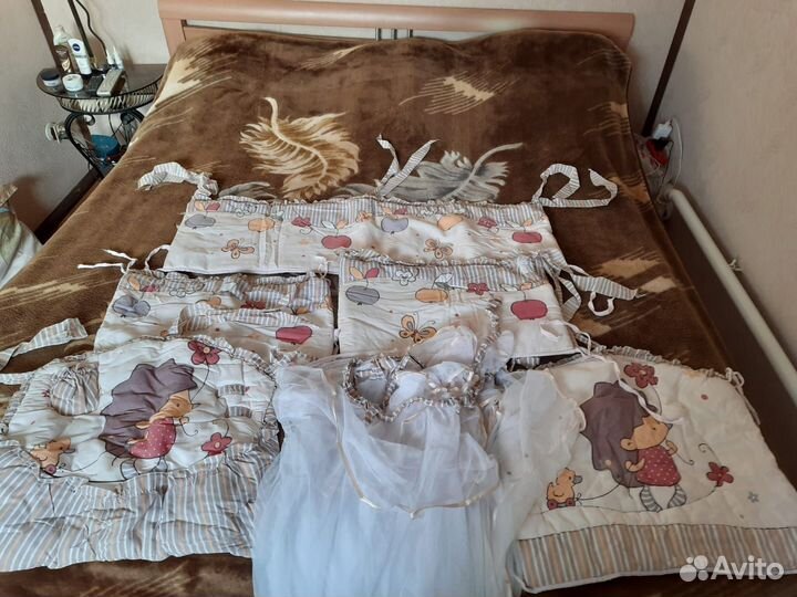 Балдахин и бортики