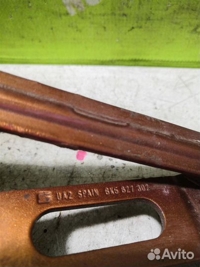 Петля крышки багажника Сеат Кордоба