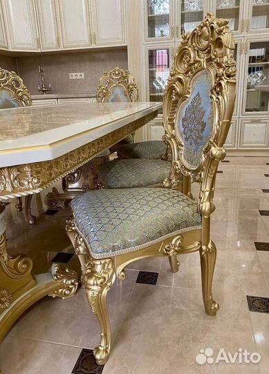 Комплект стол и стулья