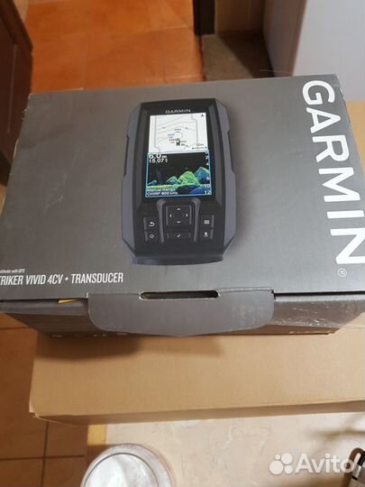 Эхолот Garmin Striker vivid 4cv