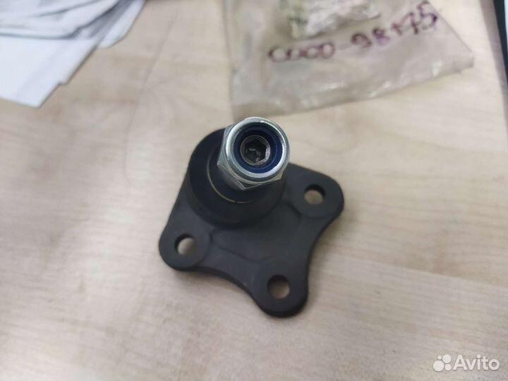 Шаровая опора Skoda Octavia Golf Bora Seat Toledo