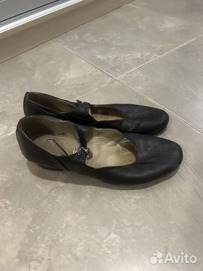 Туфли для народных танцев