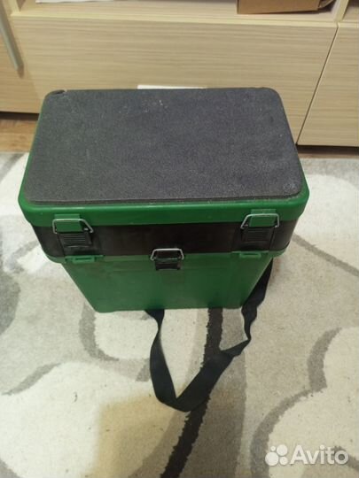 Зимний рыболовный ящик
