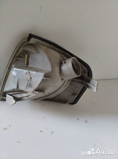 Поворотник правый Мерседес Бенз W 202