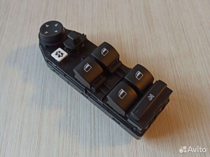 Блок кнопок стеклоподъемника бмв х3 е83