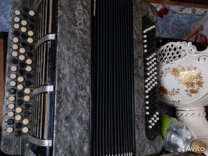 Гармонь баян