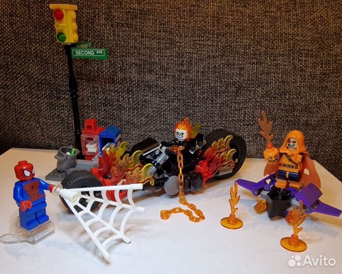 Lego 76058 Человек-паук союз с Призрачным гонщиком