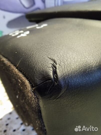 Подлокотник Kia Rio