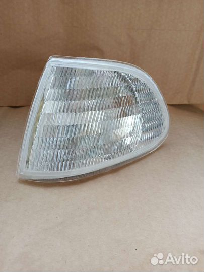 Поворотник Ford Scorpio