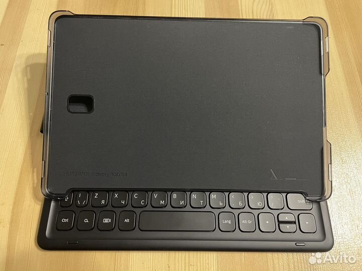 Чехол клавиатура Galaxy Tab S4