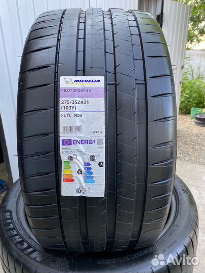 Michelin Pilot Sport 4 S 275/35 R21 103Y
