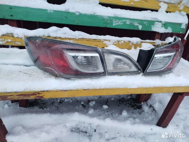 Фонарь задний правый