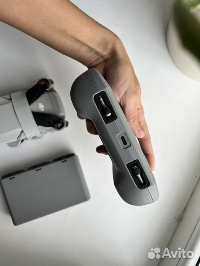 Квадрокоптер dji mini 2 fly more combo