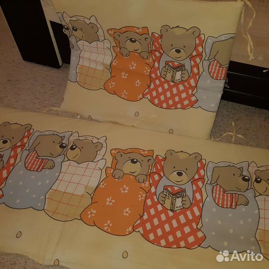 Бортики в кроватку