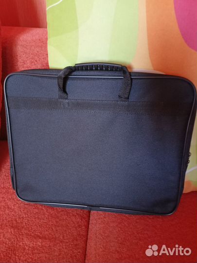 Продаю новую папку студенческую