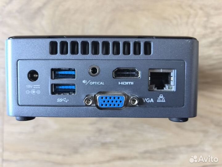 Intel nuc6cay