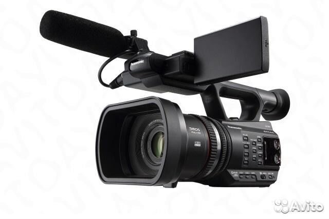 Видеокамера Panasoniс AG - AC 90EN
