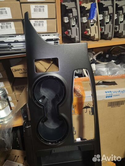 Консоль Toyota camry 70 2021