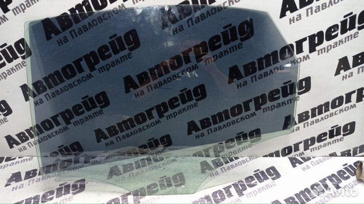 Стекло боковое заднее левое Audi A4 8K2 cdhb