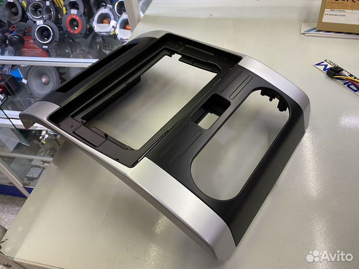 Переходная рамка Nissan X-trail T31 10 дюймов