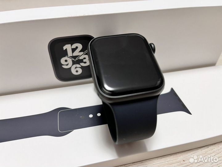 Часы apple watch se 44 mm