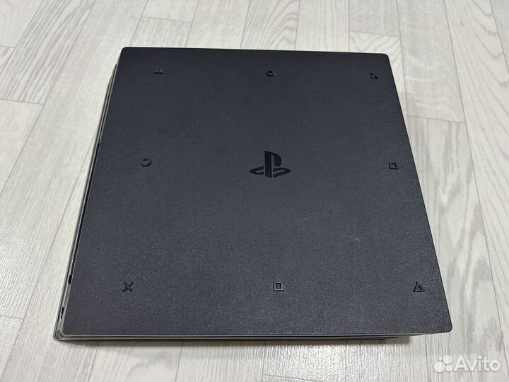 Sony PlayStation 4 pro 1tb