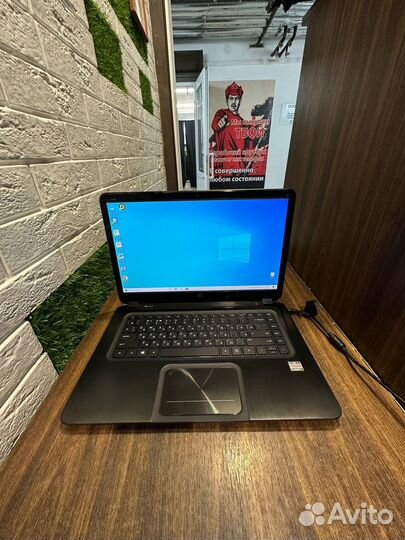 Супер Ультрабук HP 4ядра\8gb\15.6 HD\SSD 256