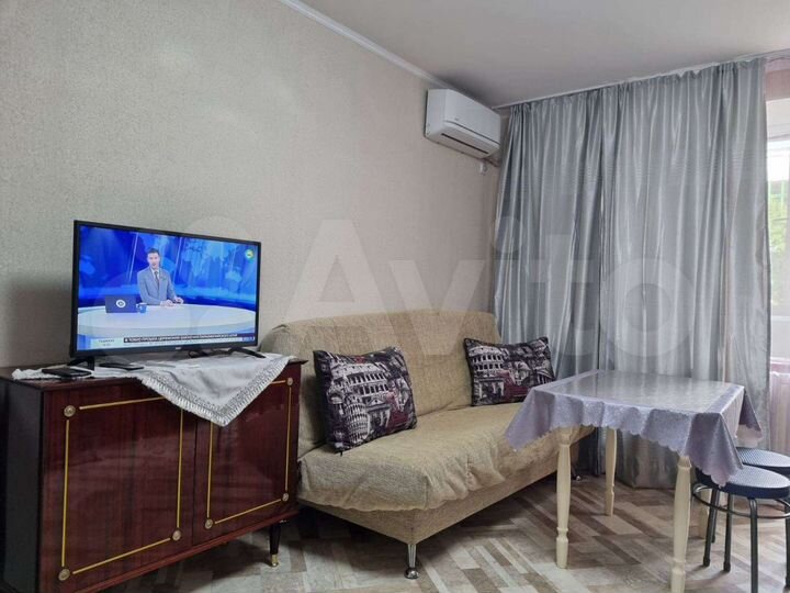 2-к. квартира, 40 м², 3/9 эт.