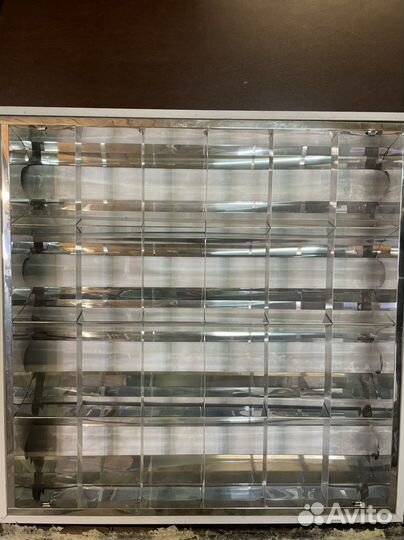 Светильник потолочный