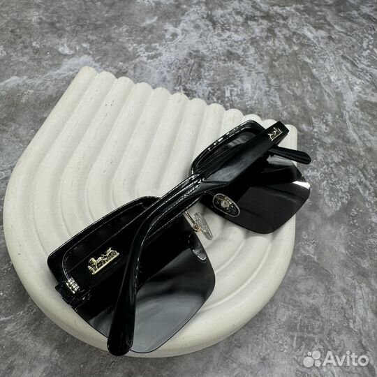 Очки Hermes солнечные