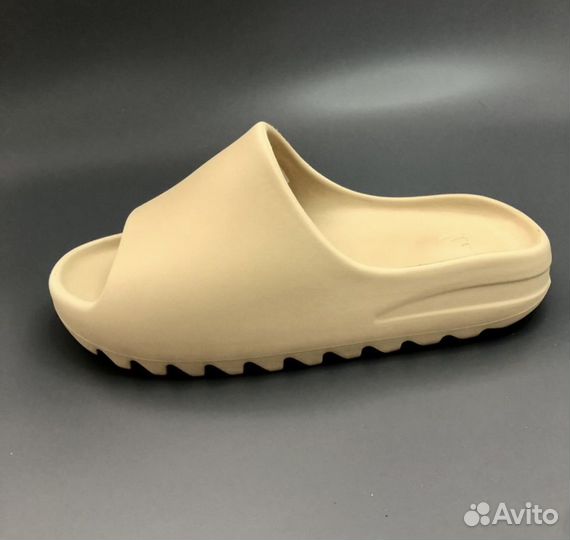 Adidas yeezy шлепки slide