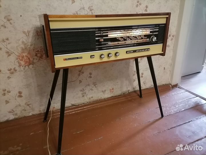 Радиола Кантата-204