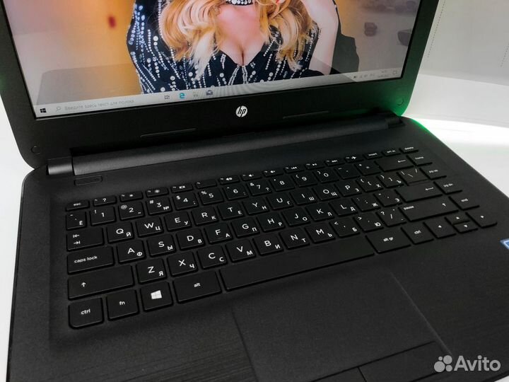 Бюджетный ноутбук HP для работы в наличии