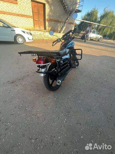 Motoland Forester 200