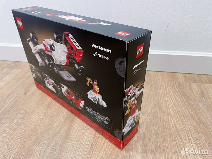 Lego 10330 McLaren MP4/4 & Ayrton Senna