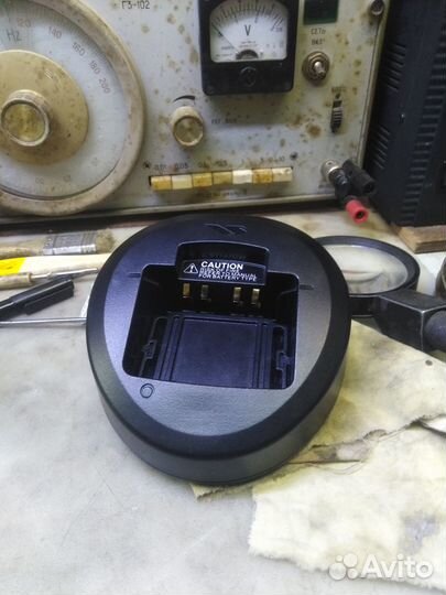 Аккумуляторы для радиостанций и зарядные устройств