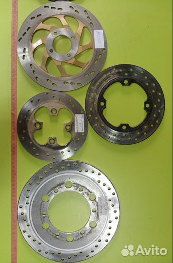 Диск тормозной на скутер мотоцикл