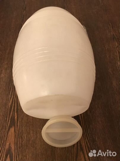 Бидон 3,5 литра пластиковый