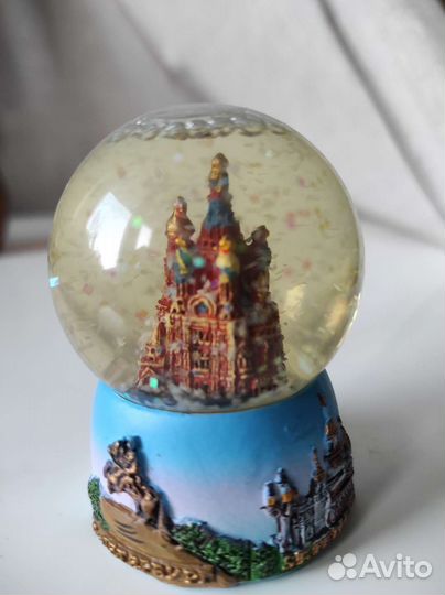 Сувенир из Санкт-Петербурга