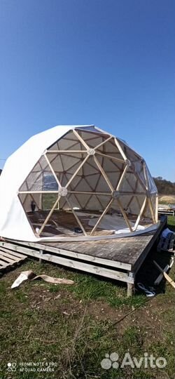 Купольный шатер для глэмпинга