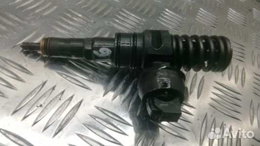 Форсунка дизельная skoda fabia 2 (9BN23AL02)