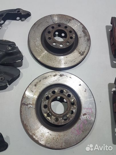 Комплект передних тормозов 320мм Ауди А8