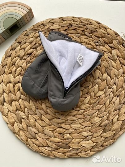 Новые детские варежки на молнии