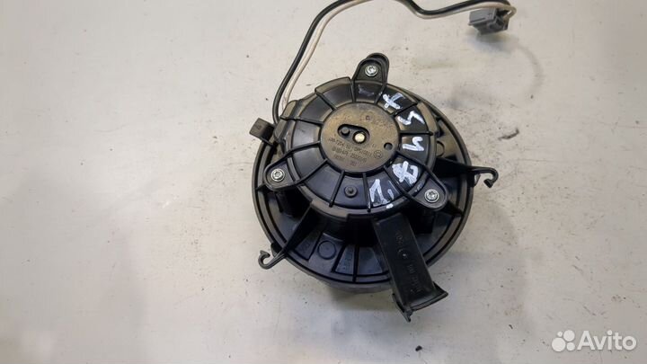 Двигатель отопителя Opel Astra J