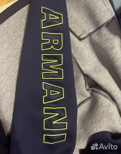 Armani exchange костюм