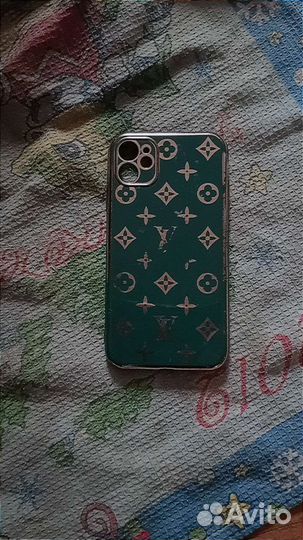 Чехол на iPhone 11