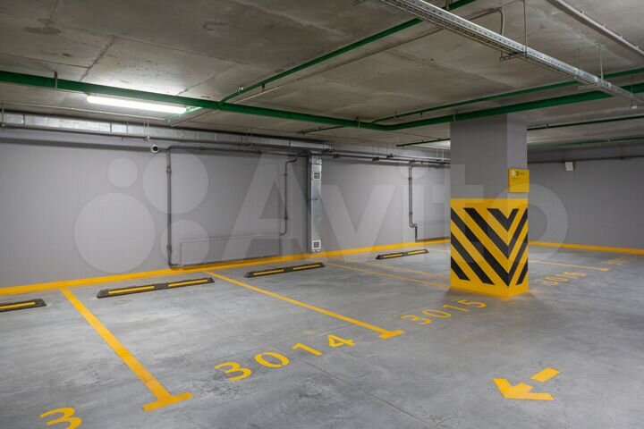 Машиноместо, 13 м²