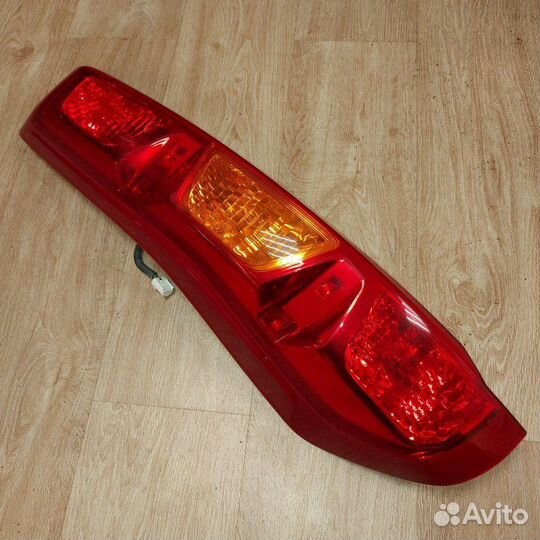 Фонарь задний левый Nissan X-Trail T31 2007-2014